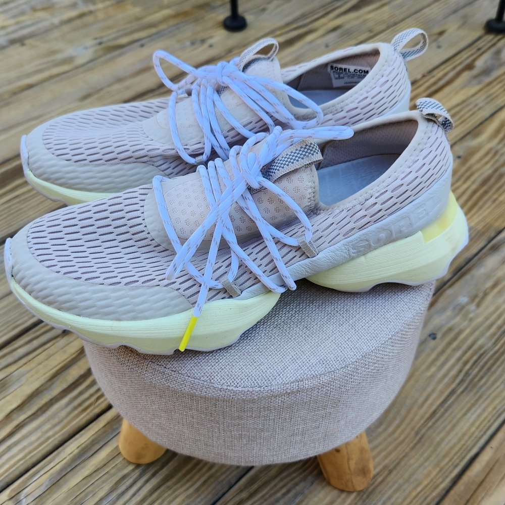 Sorel Kinetic Impact Beige Sneaker - Picture 5 of 9